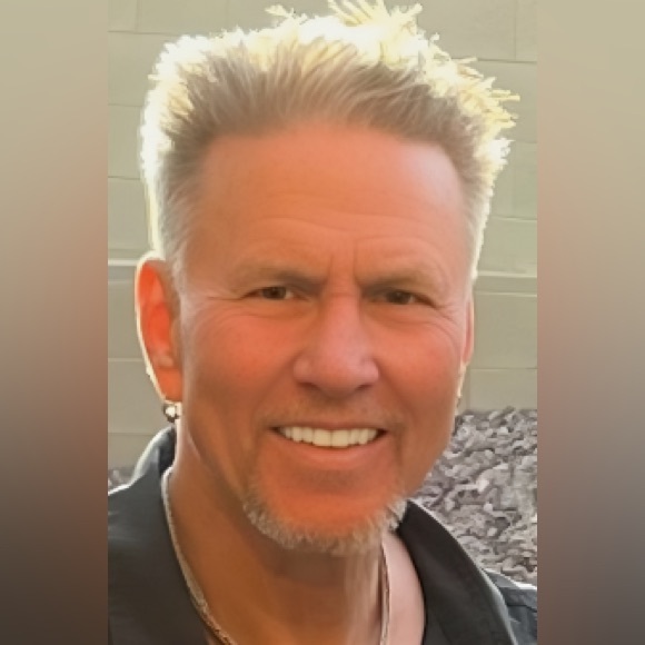 Meet your Posher, Jd - Picture 3 of 6